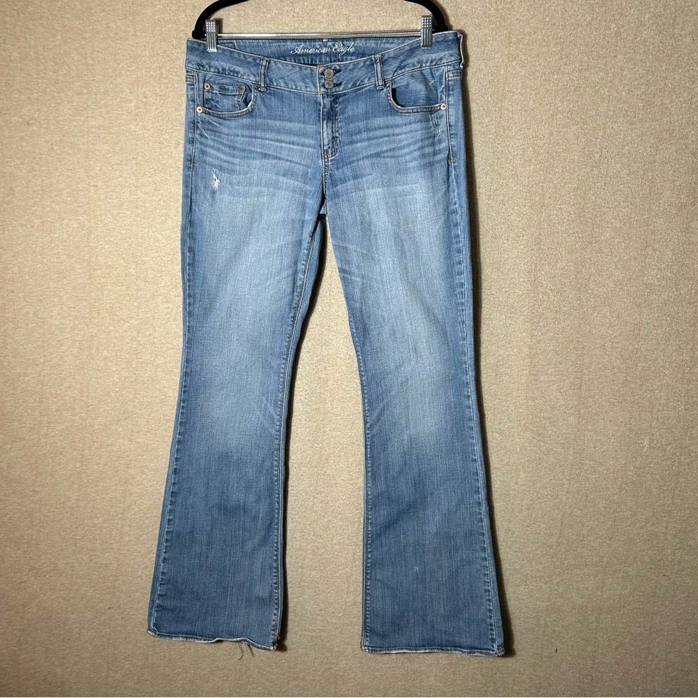 American Eagle Artist Jeans Womens Size 14 Long Flare Boot Distressed Blue Denim